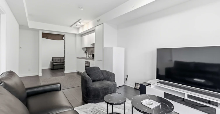 1201-4015 The Exchange N/A, Mississauga, ON, L5B 0N9 - 8