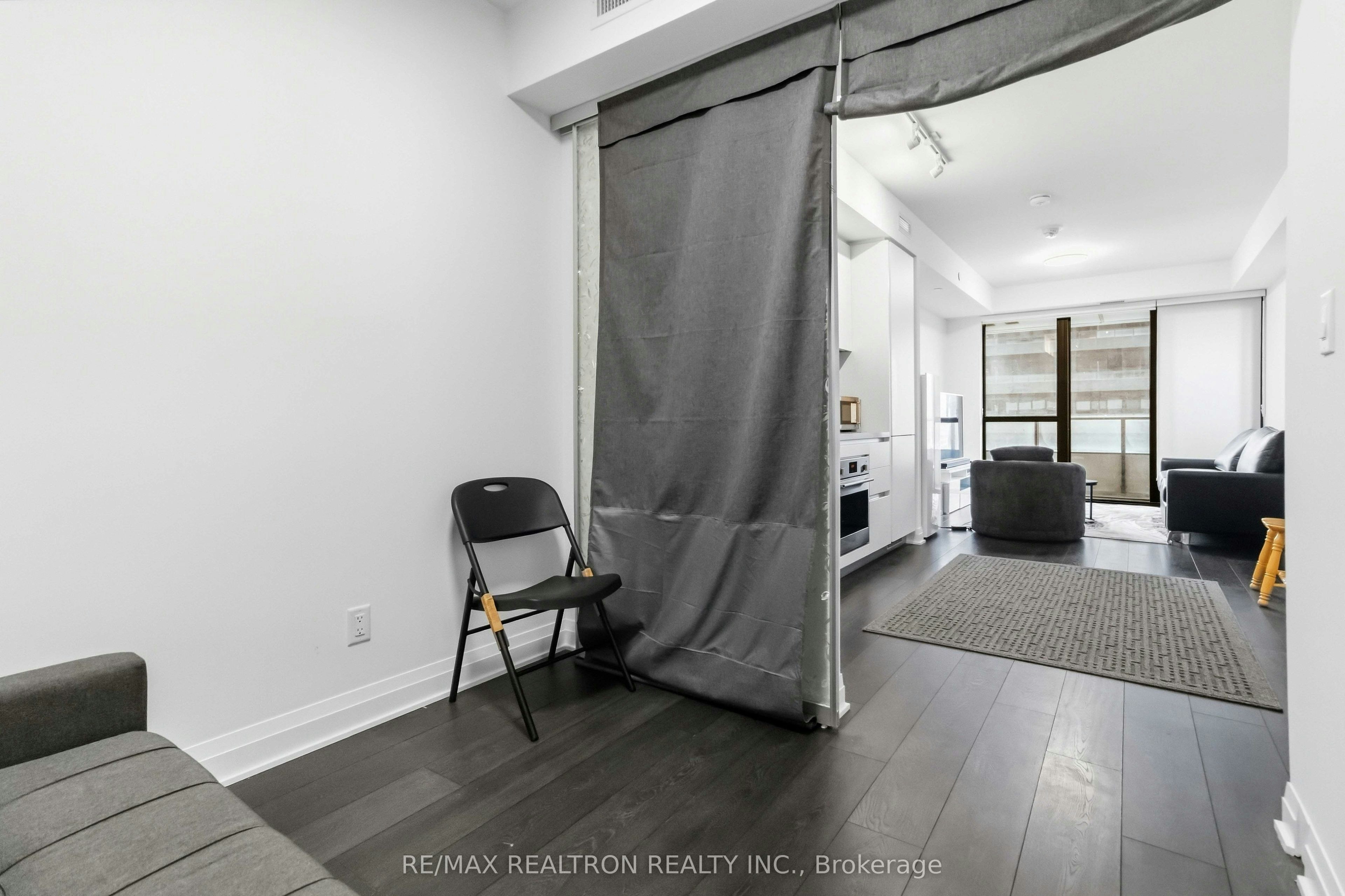 1201-4015 The Exchange N/A, Mississauga, ON, L5B 0N9 - 6