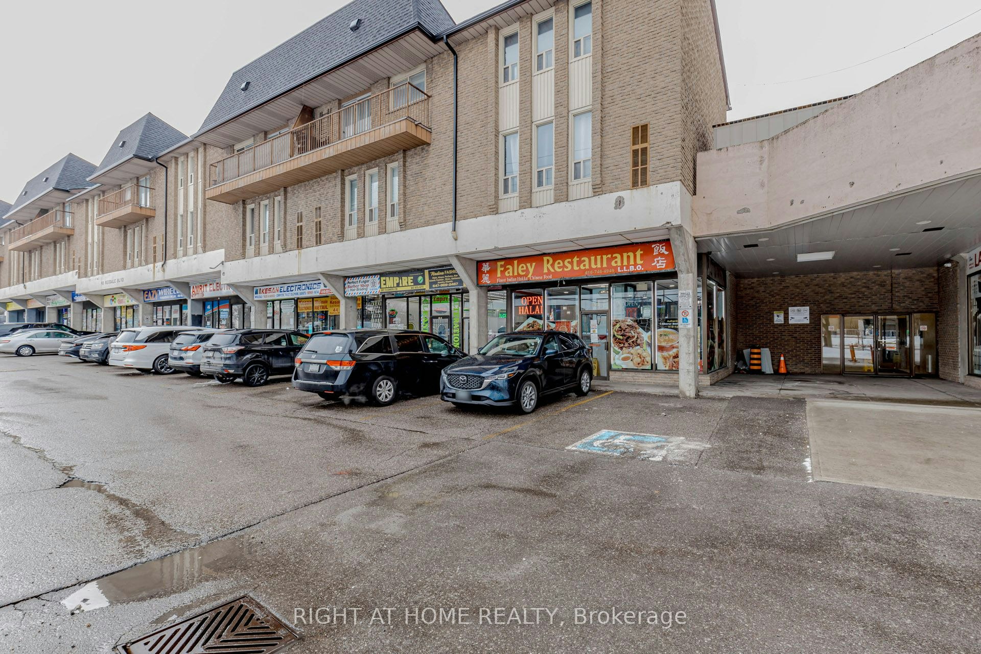 3-40 Rexdale Boulevard, Toronto, ON, M9W 5Z3