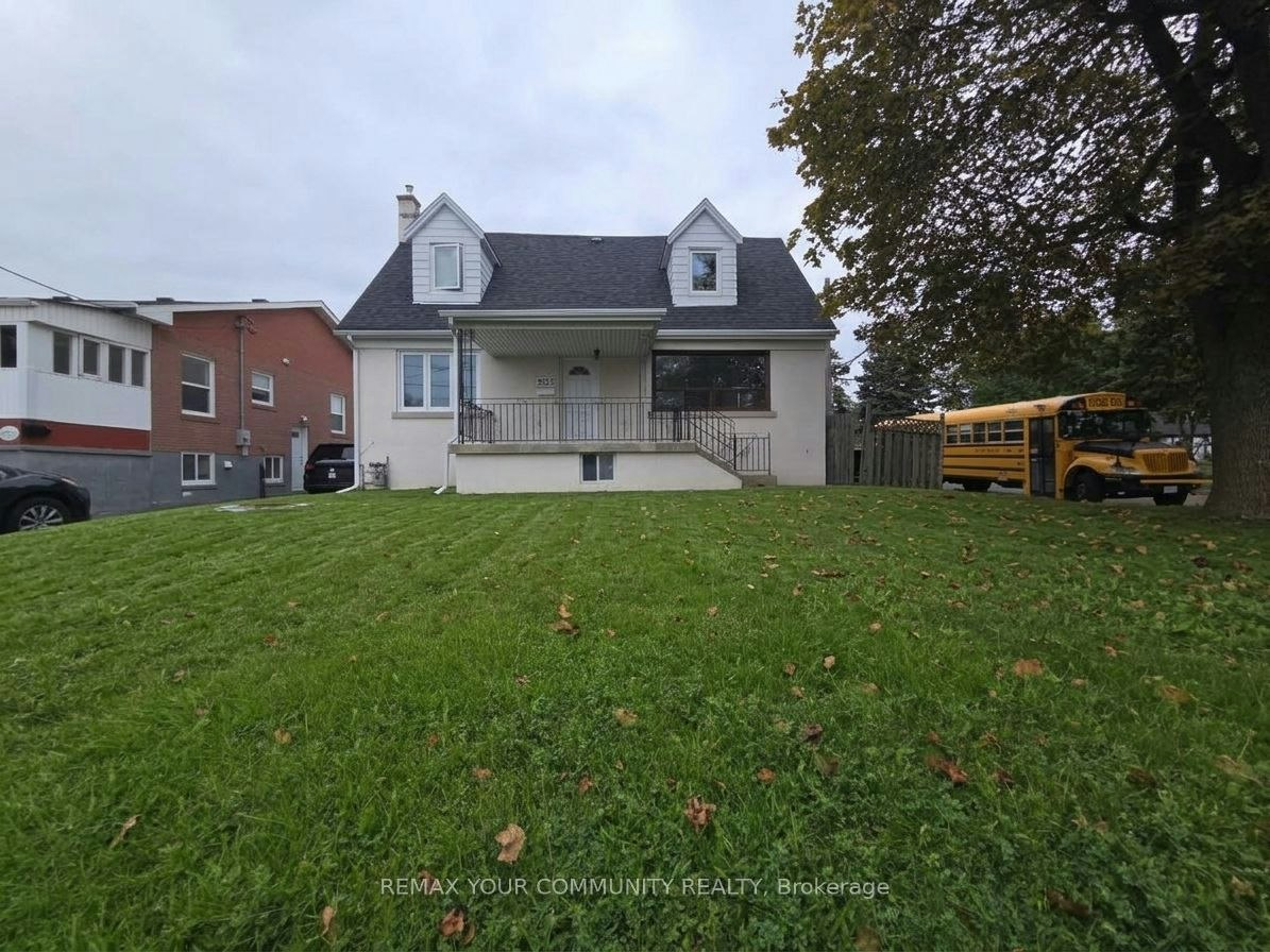 999 Caledonia Road, Toronto, ON, M6B 3Y9 - 14