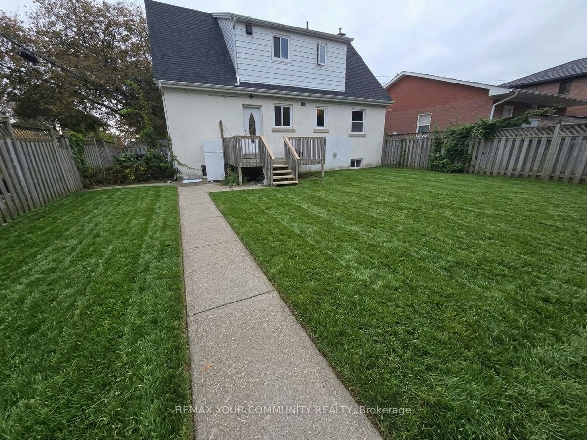 999 Caledonia Road, Toronto, ON, M6B 3Y9 - 13
