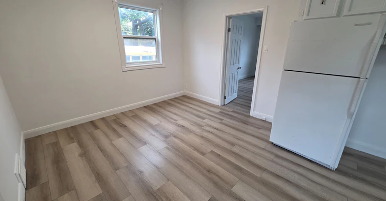 999 Caledonia Road, Toronto, ON, M6B 3Y9 - 5