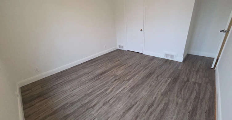 999 Caledonia Road, Toronto, ON, M6B 3Y9 - 10