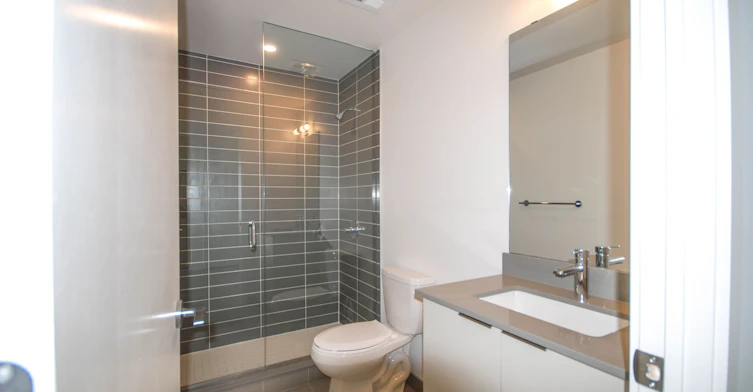 708-3071 Trafalgar Road, Oakville, ON, L6H 8C6 - 5
