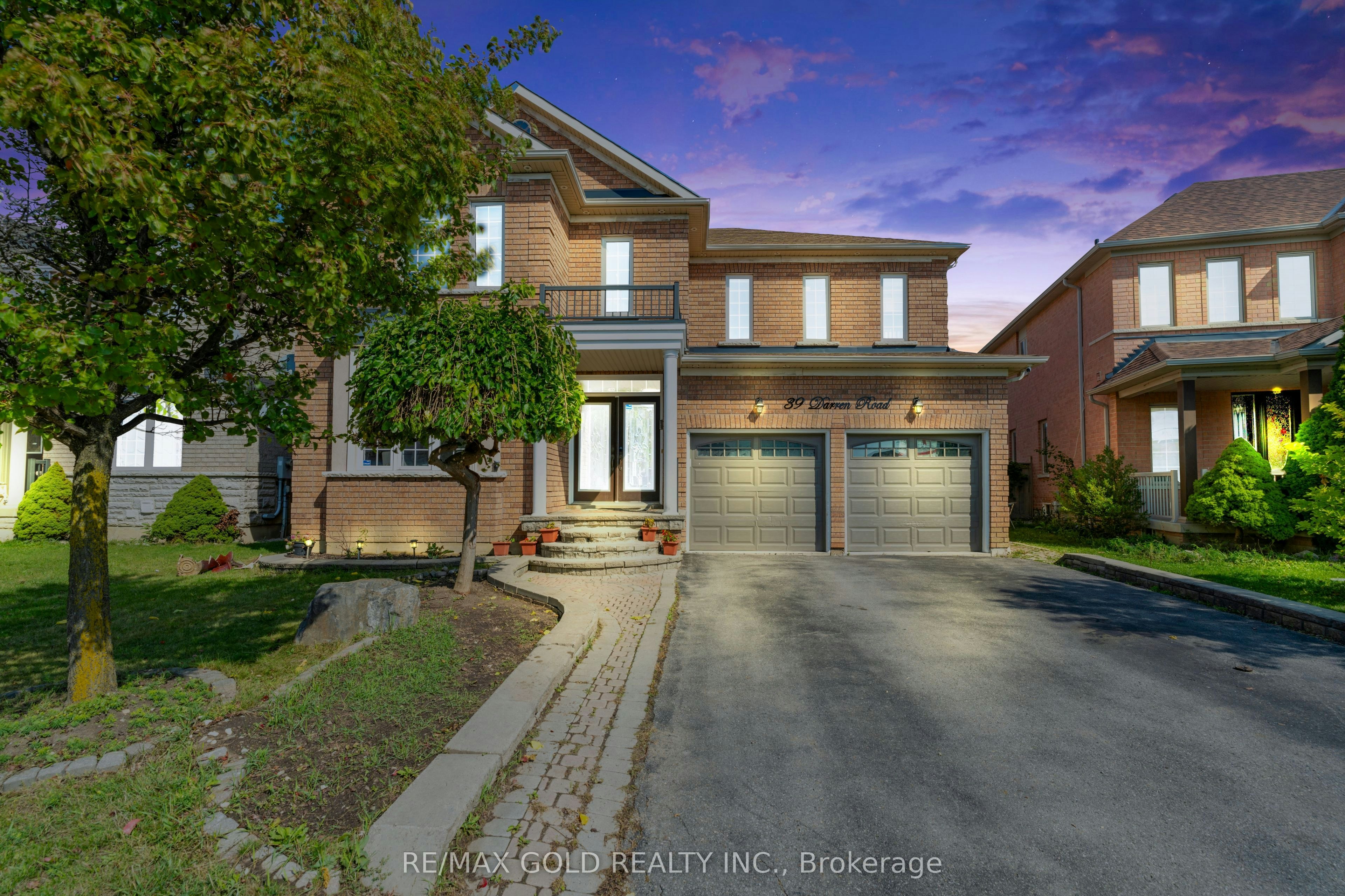 39 Darren Road, Brampton, ON, L6P 1Z5