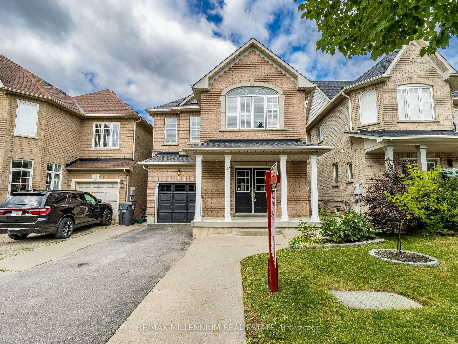 172 Pefferlaw Circle, Brampton, ON, L6Y 0L2