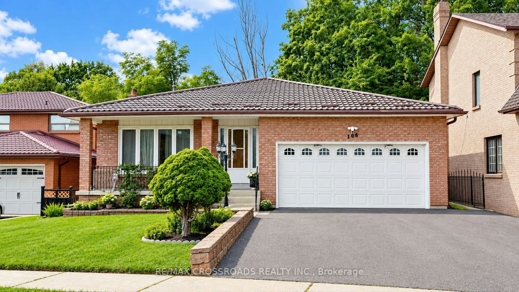 7-106 Stilecroft Drive, Toronto, ON, M3J 1A9