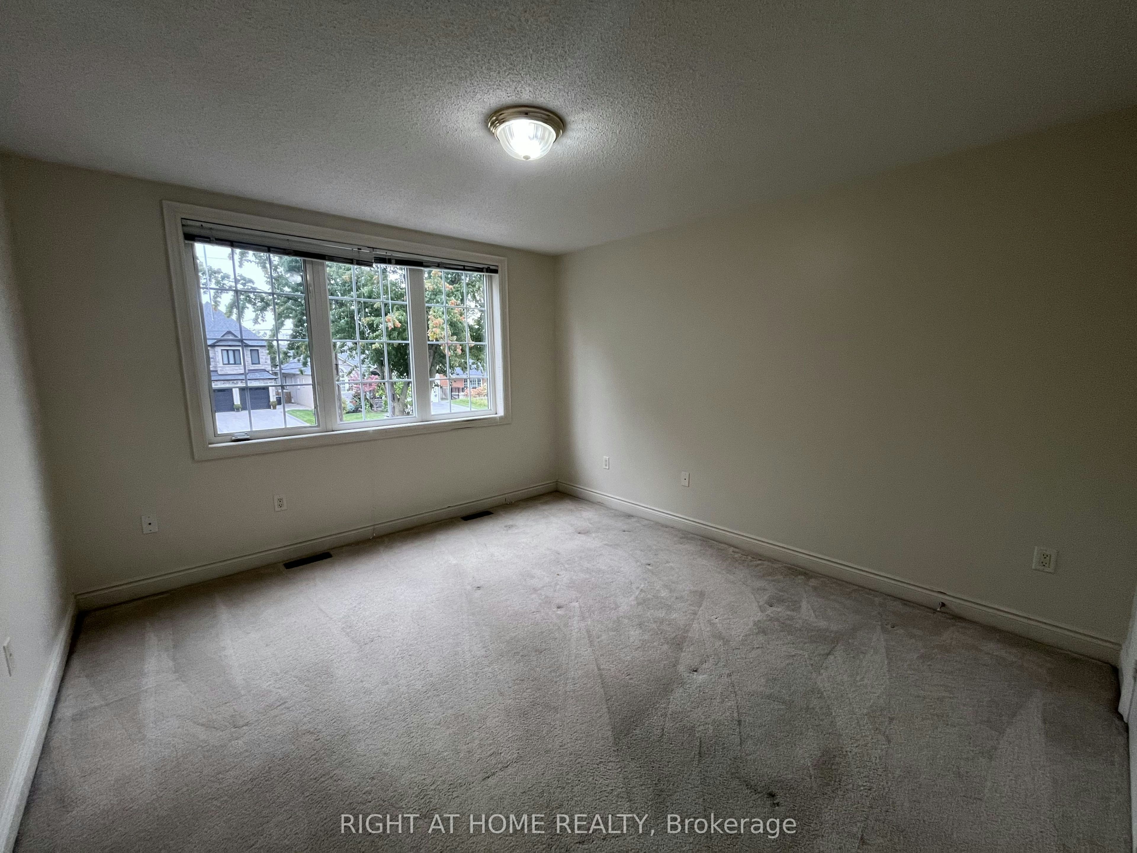 2518 Rugby Road, Mississauga, ON, L5B 1T2 - 18