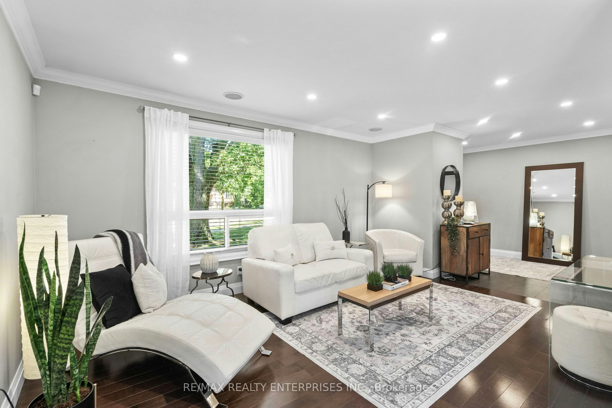 1-685 Francis Road, Burlington, ON, L7T 3X6
