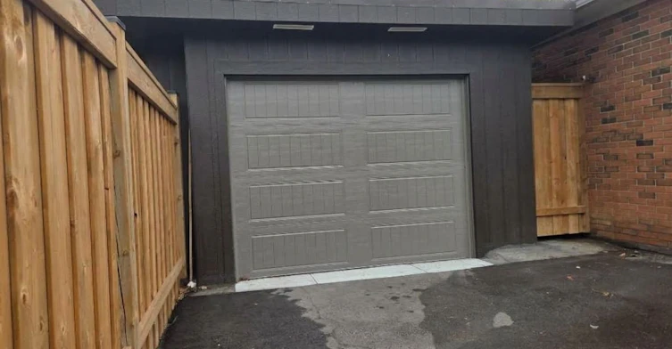 Garage-999 Caledonia Road, Toronto, ON, M6B 3Y9