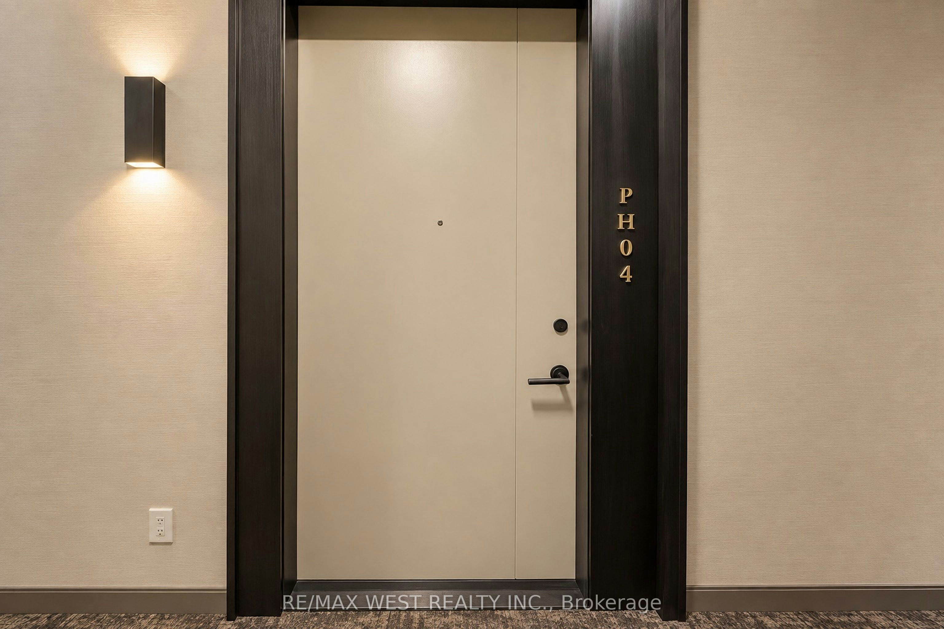 PH04-858 Dupont Street, Toronto, ON, M6G 0C1 - 4