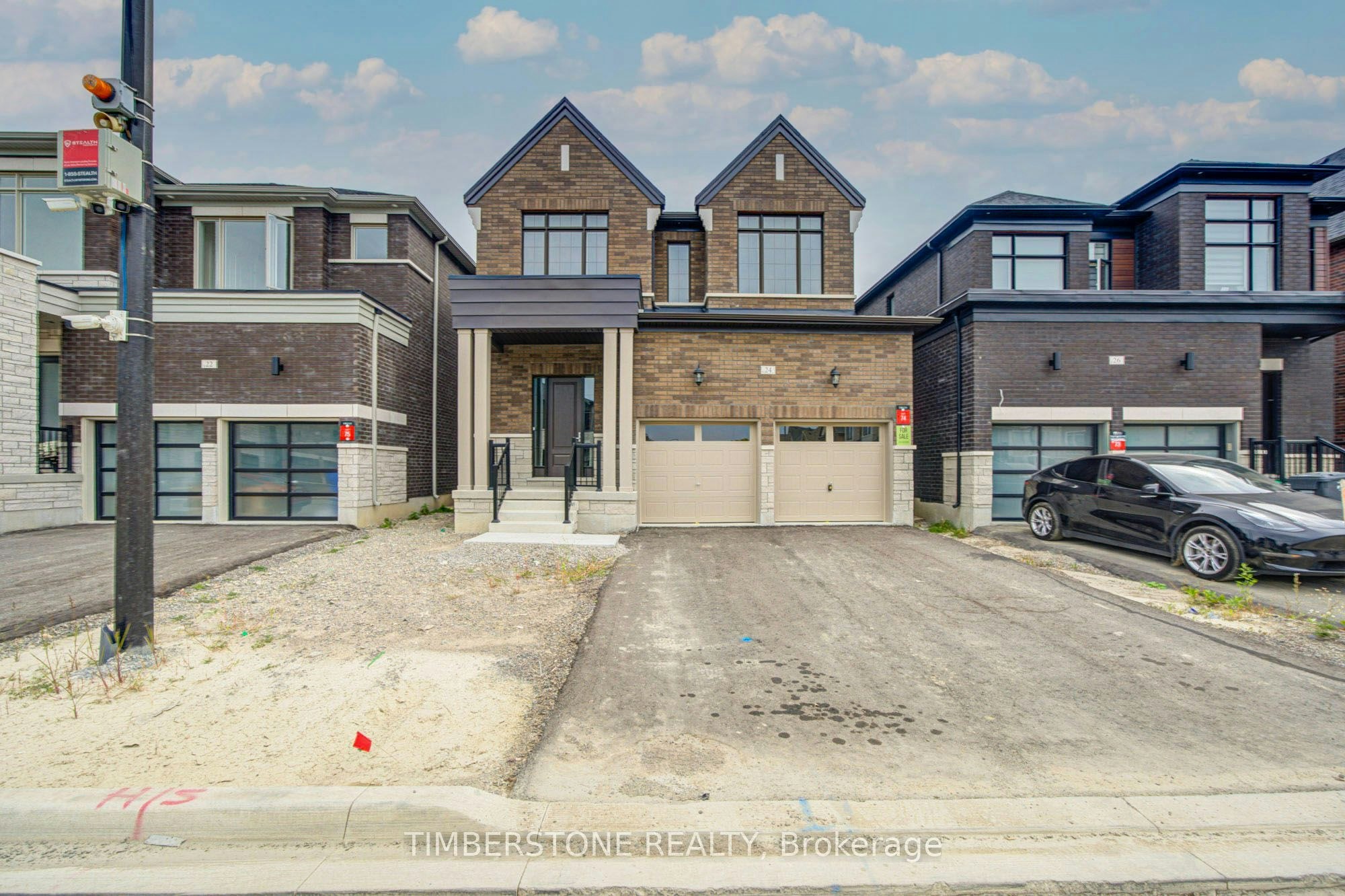 24 Aveena Road, Brampton, ON, L6P 4R8