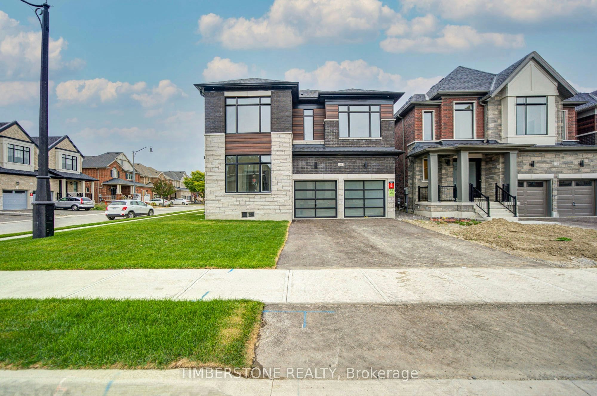 38 Morrow Bay Drive, Brampton, ON, L6P 4R8