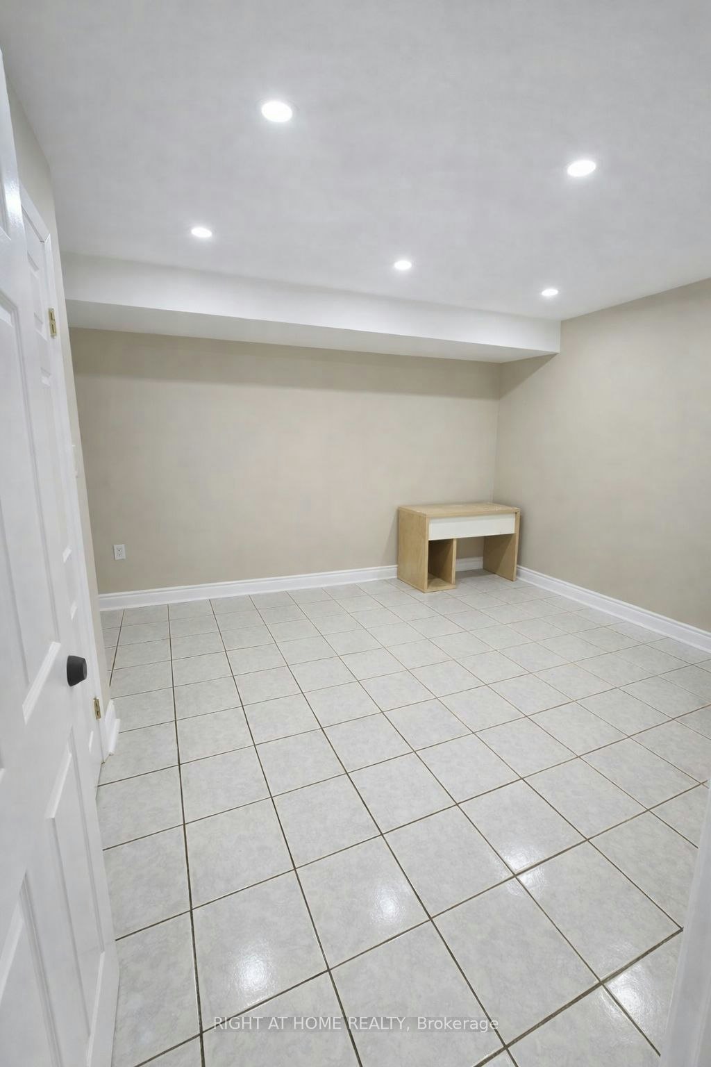 Basement-621 Dixon Road, Toronto, ON, M9W 1H7 - 8