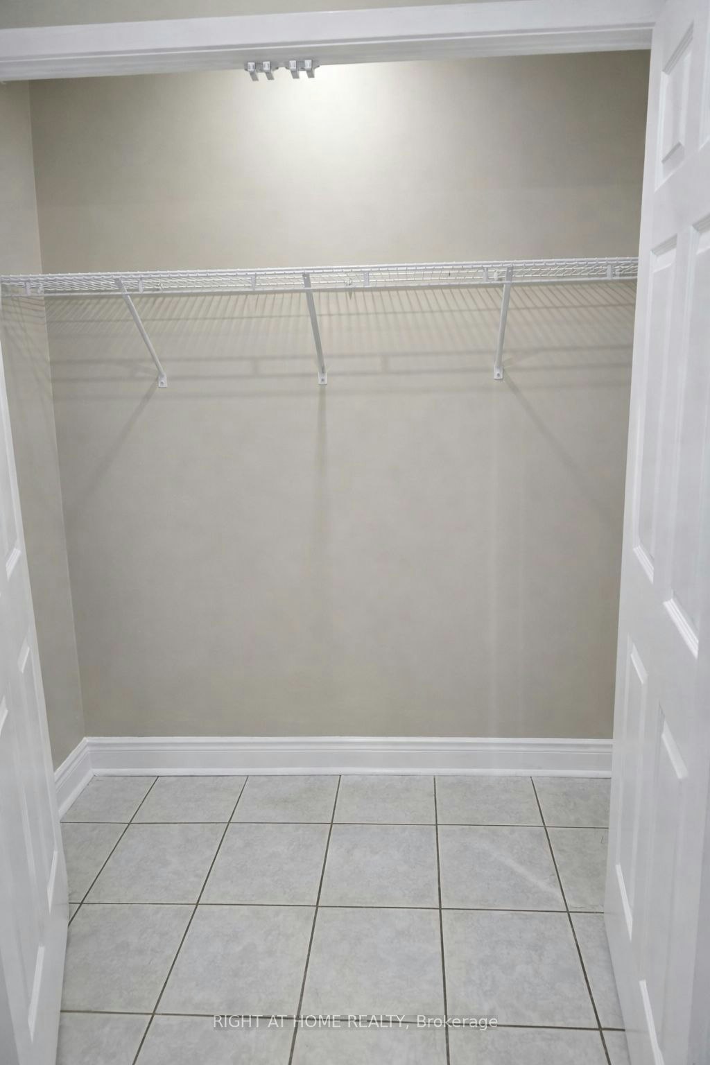 Basement-621 Dixon Road, Toronto, ON, M9W 1H7 - 9