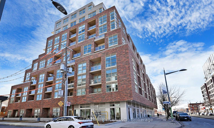102-1787 St. Clair Avenue W