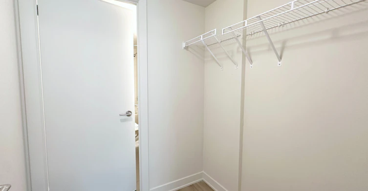 219-3385 Dundas Street W, Toronto, ON, M6S 2S2 - 17