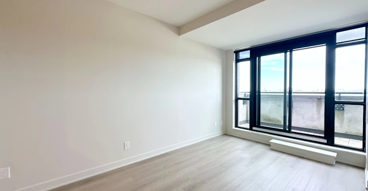 611-3385 Dundas Street W, Toronto, ON, M6S 2S2 - 6