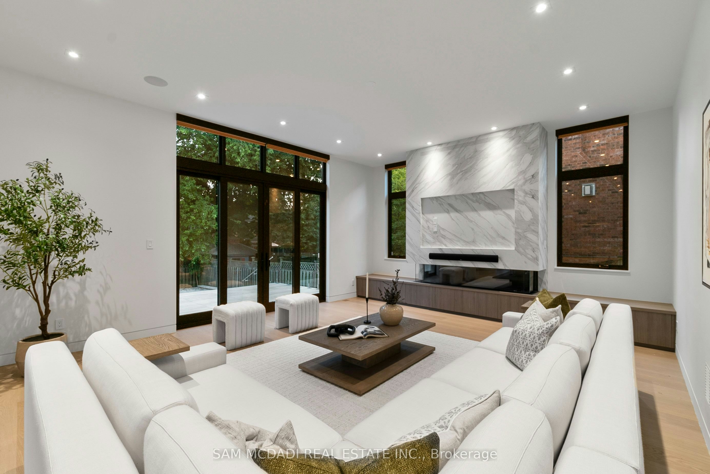 1222 Mississauga Road, Mississauga, ON, L5H 2J2 - 21