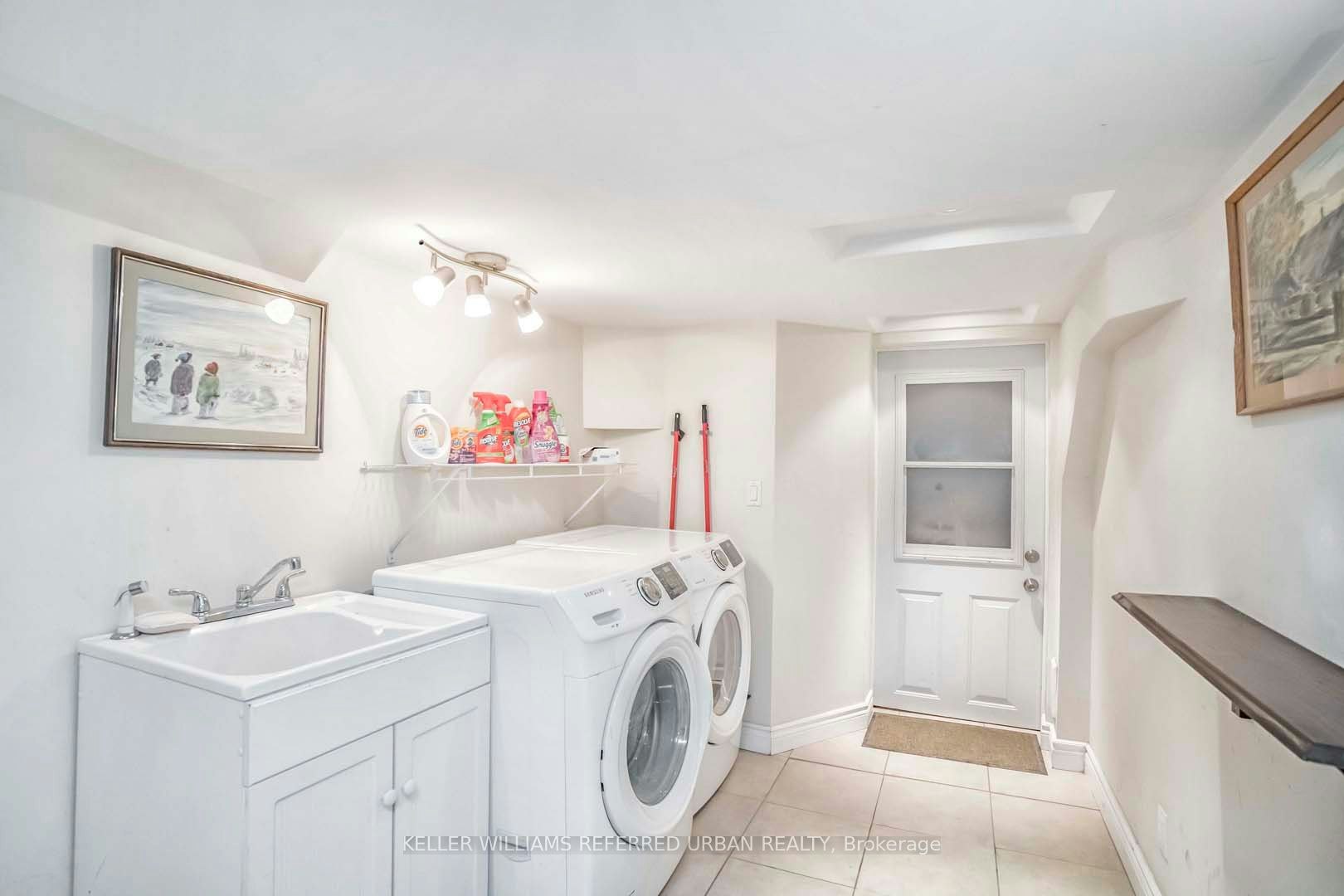 Main-226 Harvie Avenue, Toronto, ON, M6E 4K6 - 31