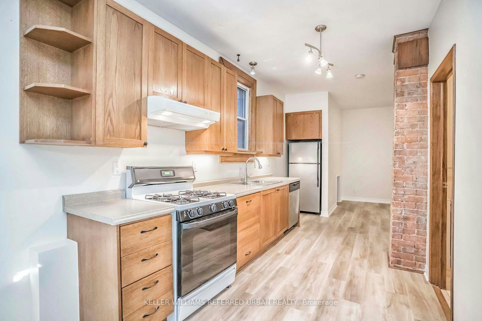 Main-226 Harvie Avenue, Toronto, ON, M6E 4K6 - 15