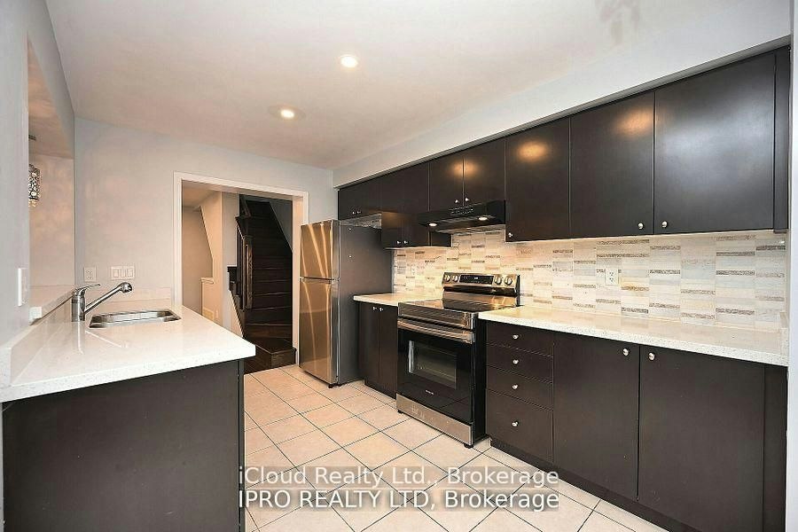 227 Slingsby Landing, Milton, ON, L9T 7B6 - 8