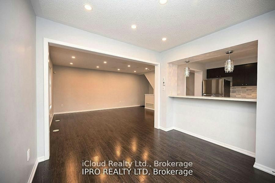227 Slingsby Landing, Milton, ON, L9T 7B6 - 16