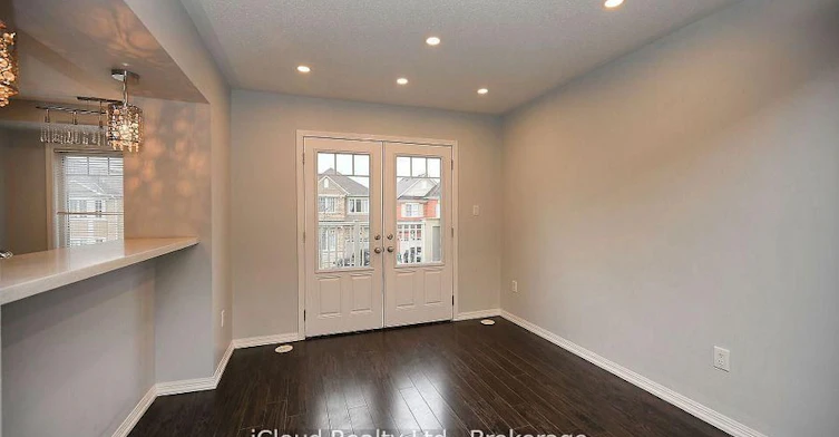 227 Slingsby Landing, Milton, ON, L9T 7B6 - 4