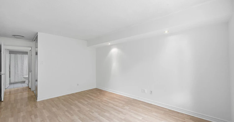 409-1485 Lakeshore Road E, Mississauga, ON, L5E 3G2 - 12