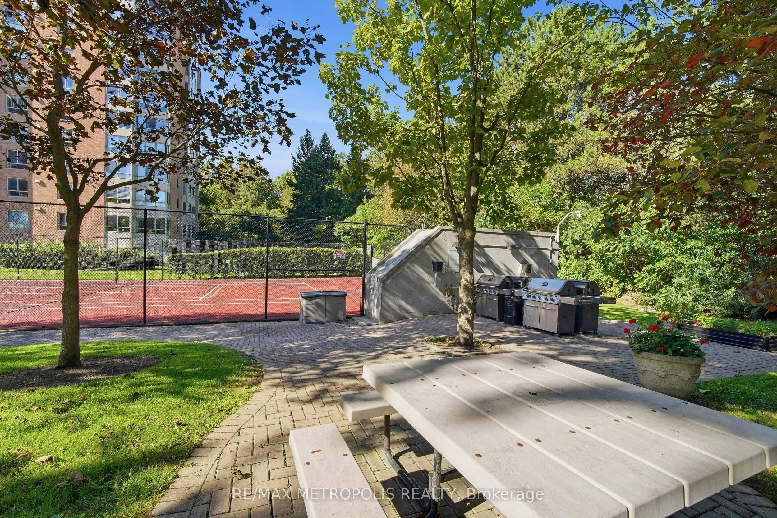409-1485 Lakeshore Road E, Mississauga, ON, L5E 3G2 - 29