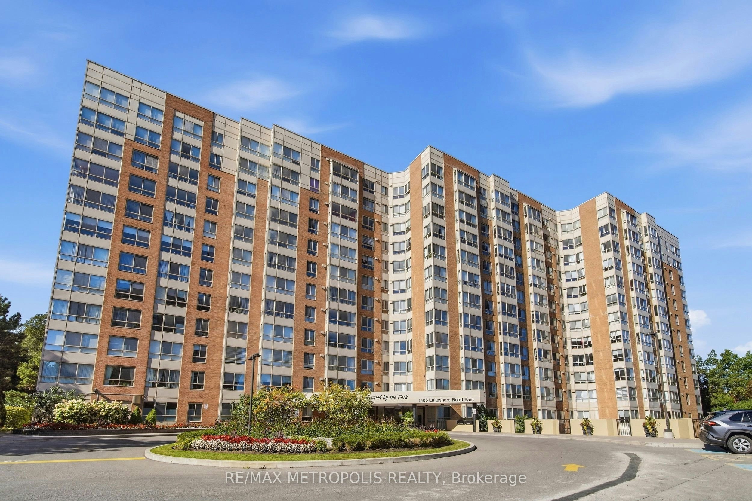 409-1485 Lakeshore Road E, Mississauga, ON, L5E 3G2 - 32