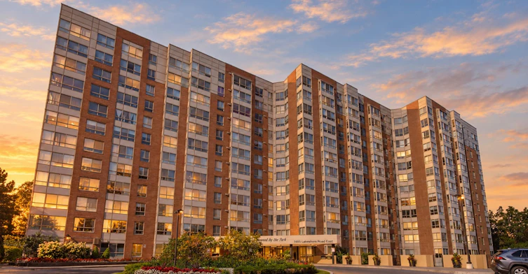 409-1485 Lakeshore Road E, Mississauga, ON, L5E 3G2