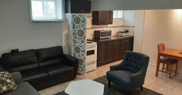 B2-34 Penhurst Avenue, Toronto, ON, M8Y 3A9 - 11