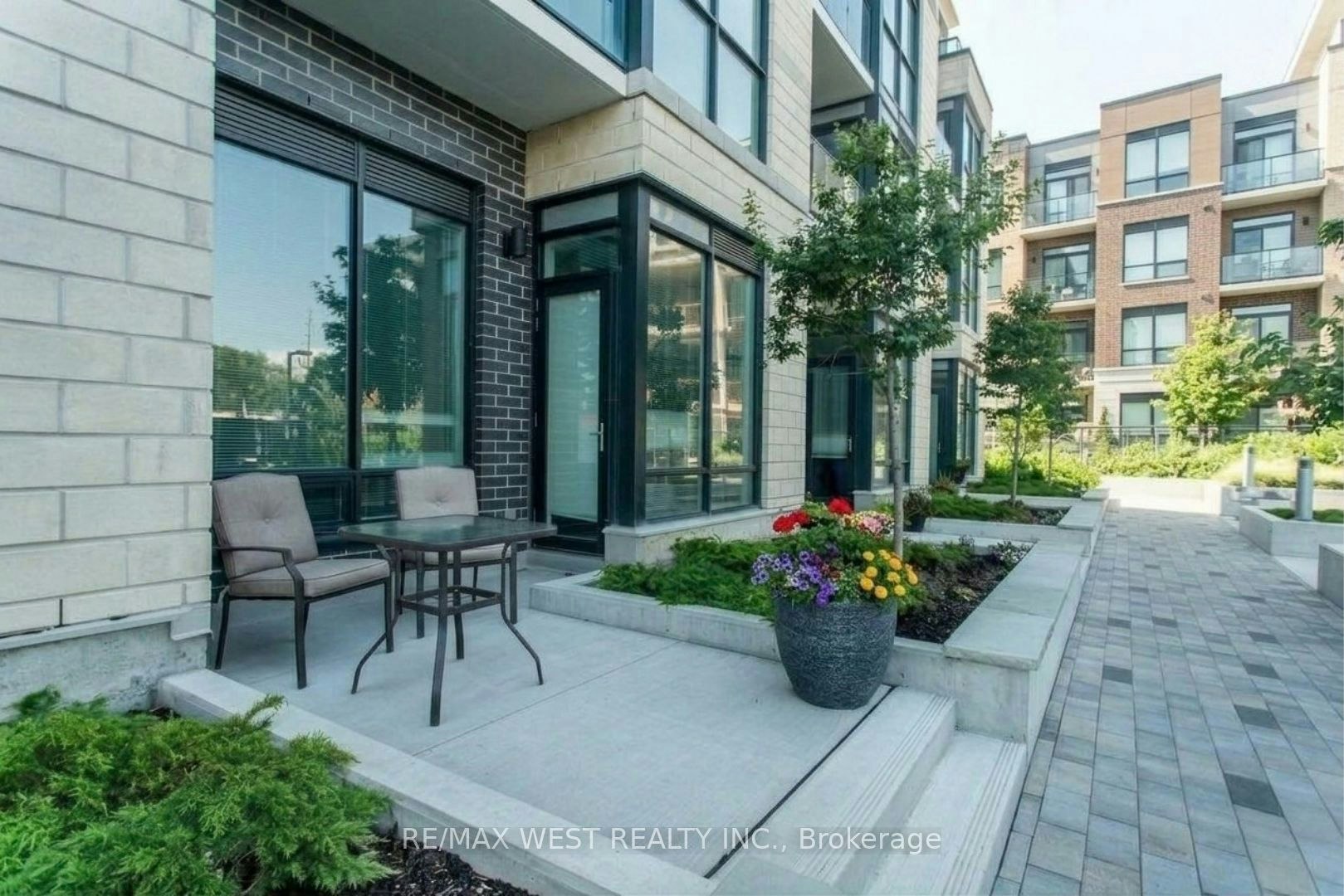 103-20 Thomas Riley Road, Toronto, ON, M9B 1B3