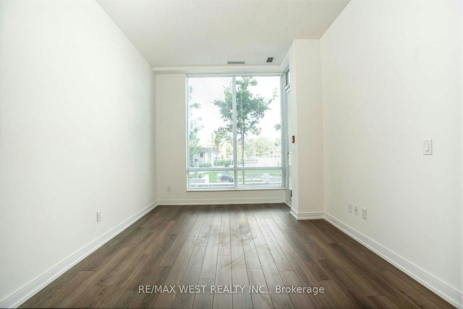 103-20 Thomas Riley Road, Toronto, ON, M9B 1B3 - 9