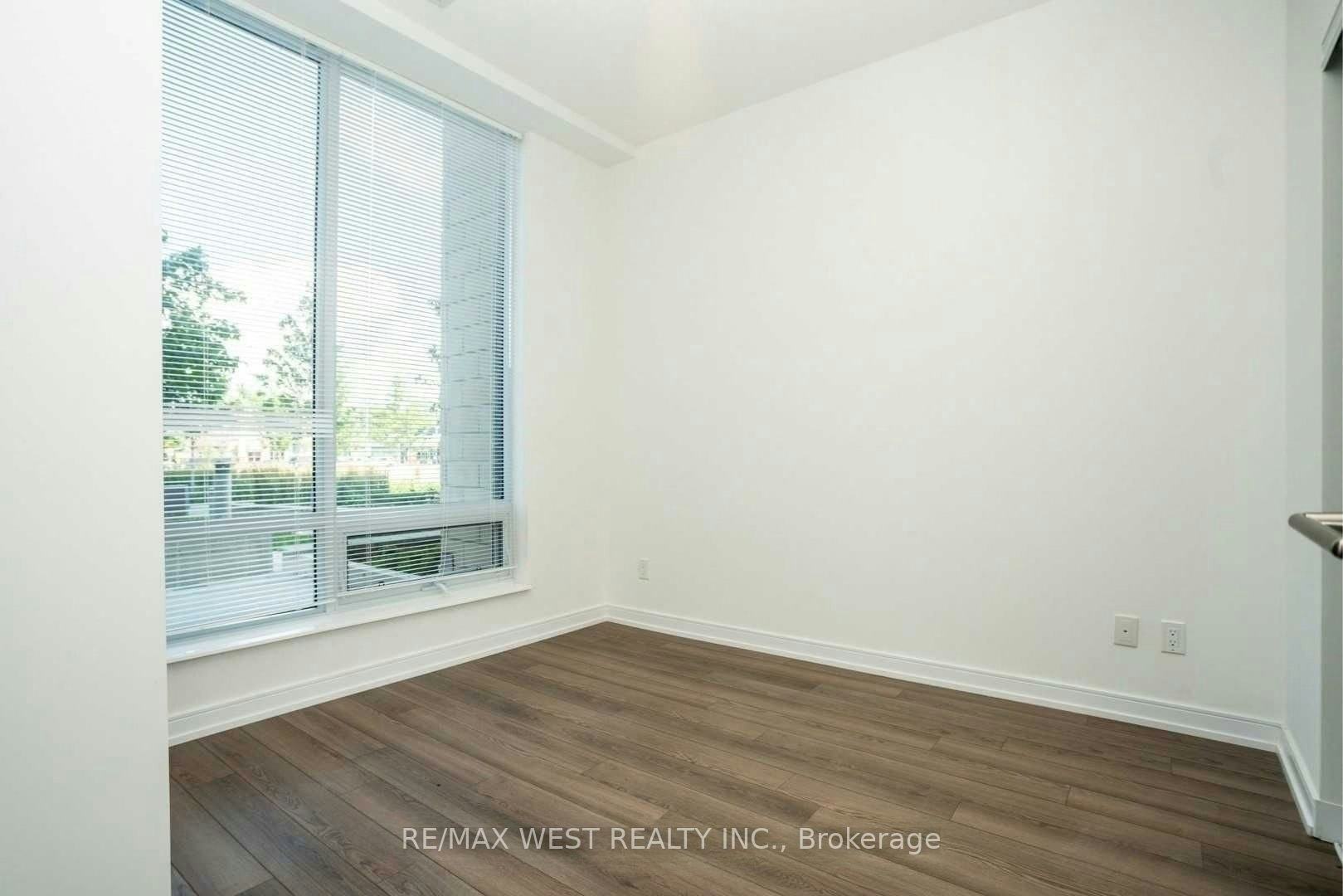 103-20 Thomas Riley Road, Toronto, ON, M9B 1B3 - 10