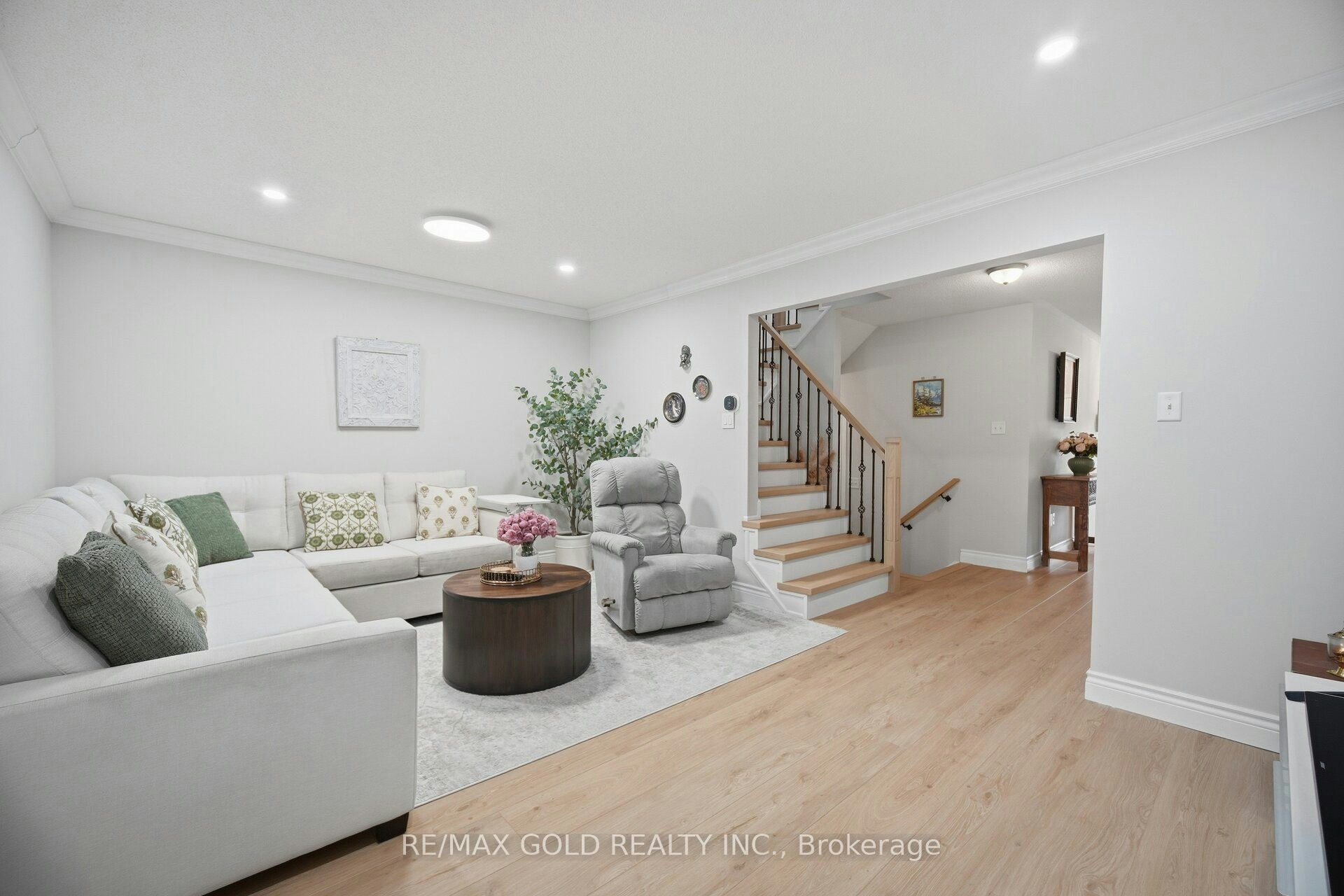 1795 Cobra Crescent, Burlington, ON, L7L 7L7 - 9