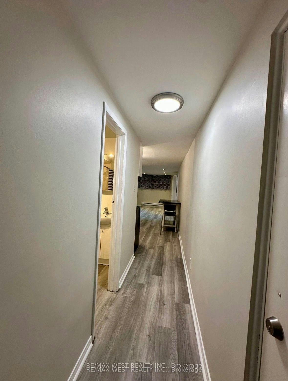 Bsmt-13 Sorauren Avenue, Toronto, ON, M6R 2C6 - 10
