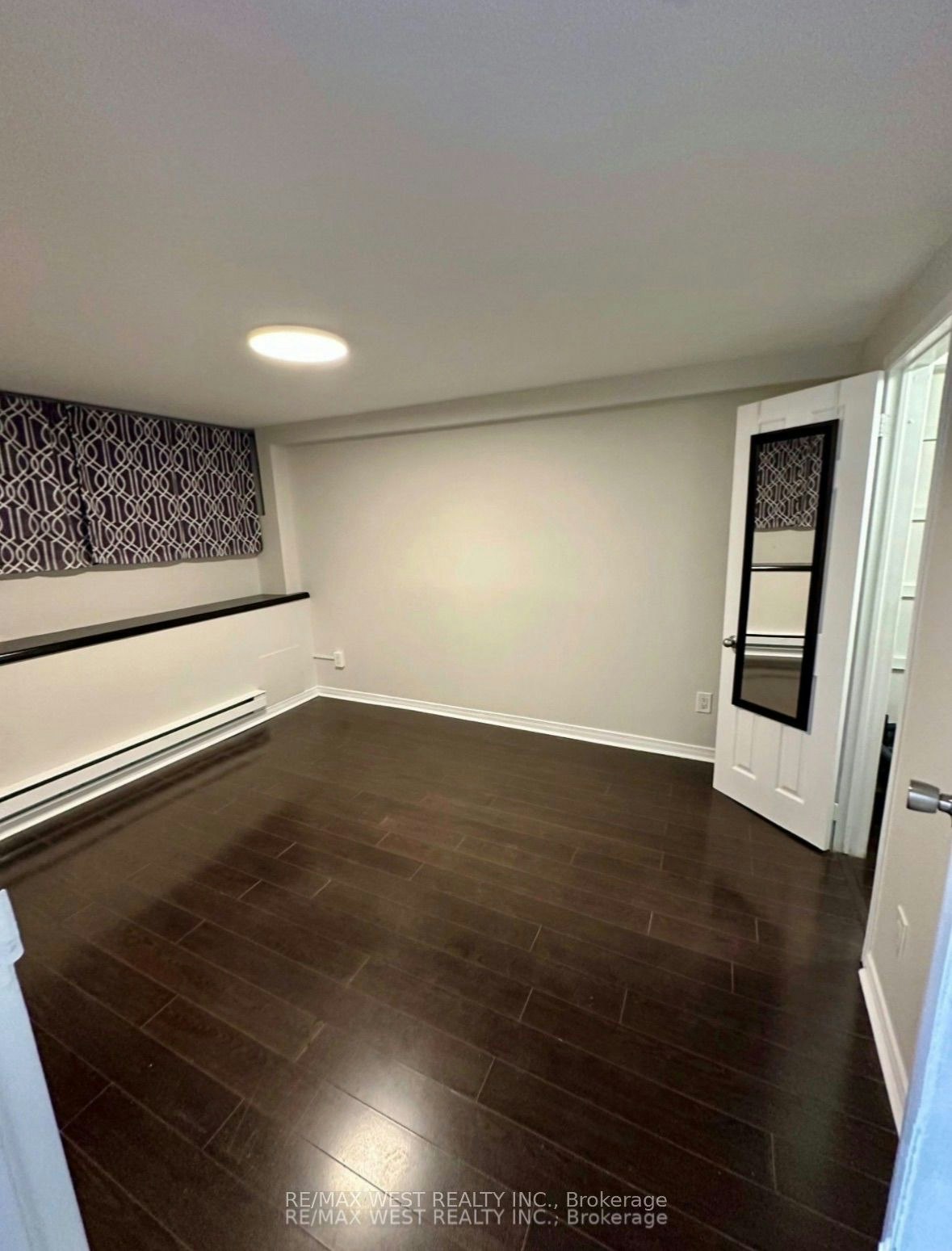 Bsmt-13 Sorauren Avenue, Toronto, ON, M6R 2C6 - 5