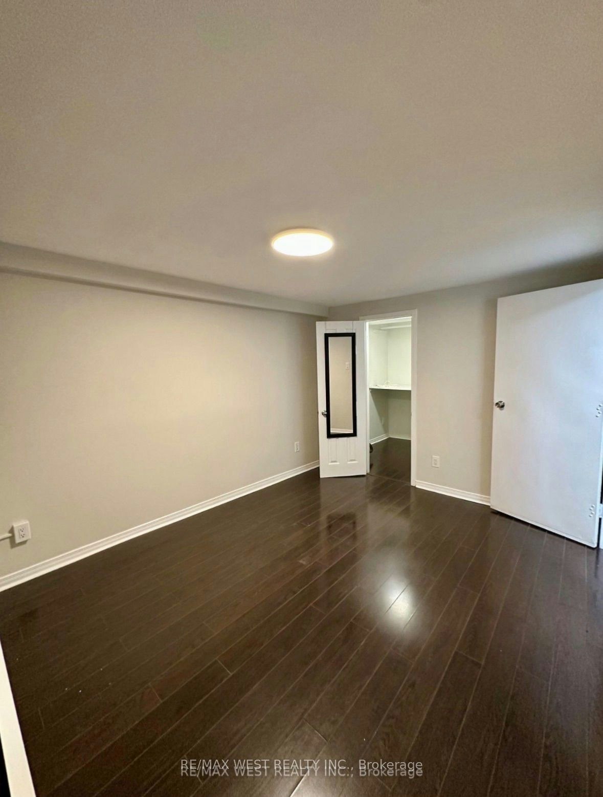 Bsmt-13 Sorauren Avenue, Toronto, ON, M6R 2C6 - 6