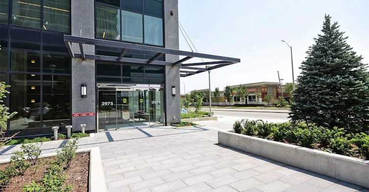 2706-3975 Grand Park Drive, Mississauga, ON, L5B 0K4