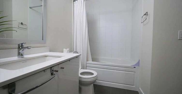 2706-3975 Grand Park Drive, Mississauga, ON, L5B 0K4 - 11
