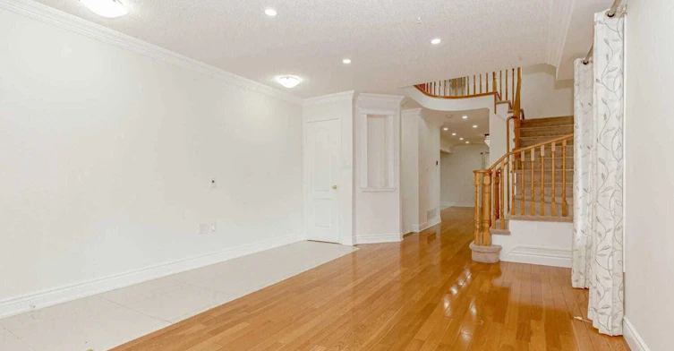 3300 Respond Road, Mississauga, ON, L5M 7X4 - 3