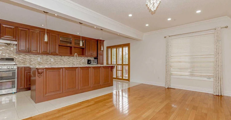 3300 Respond Road, Mississauga, ON, L5M 7X4 - 8