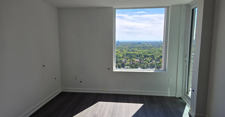 2609-4010 Eglinton Avenue W, Toronto, ON, M9A 0G5 - 11