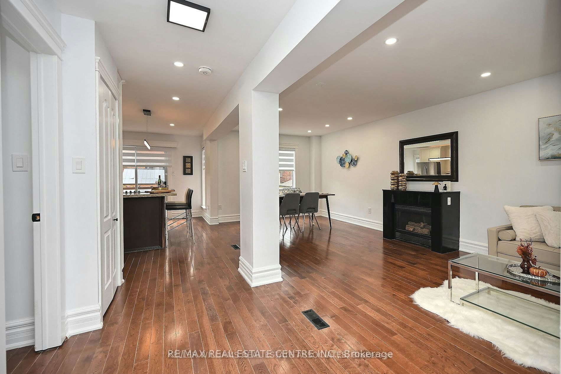 3845 Althorpe (Upper ) Circle, Mississauga, ON, L5N 7G5 - 4