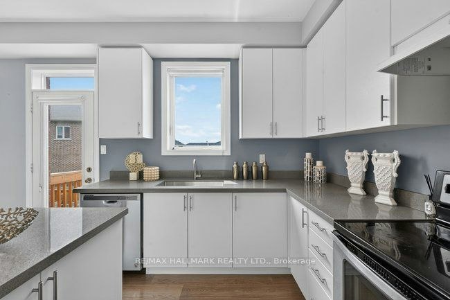 3034 Eighth Line, Oakville, ON, L6H 0S5 - 12