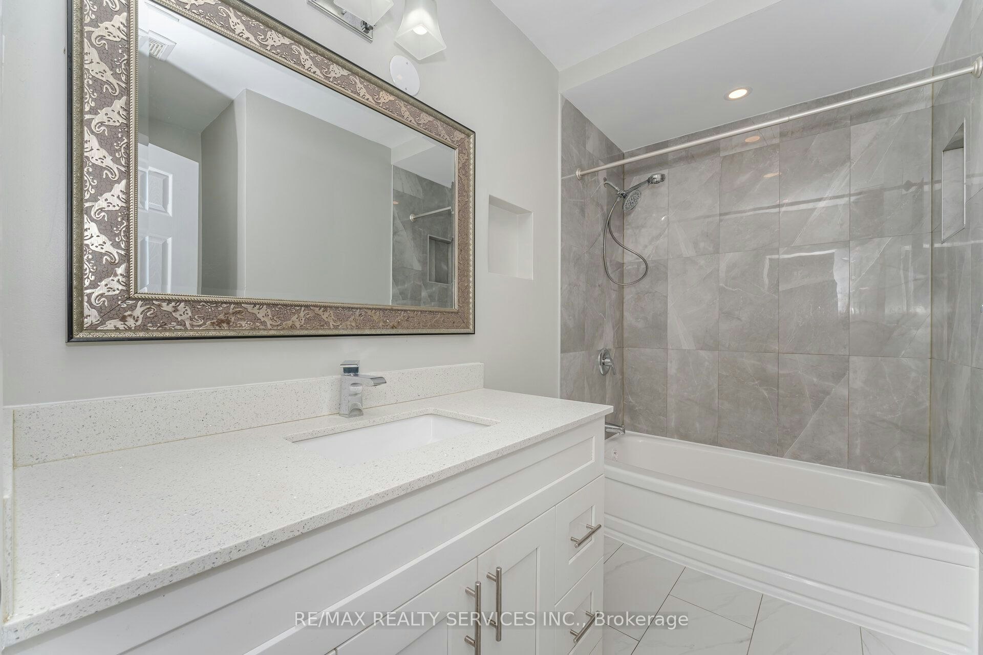 61 Avondale Boulevard, Brampton, ON, L6T 1H1 - 21