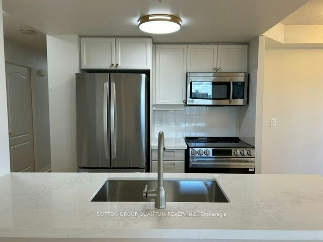 1103-350 Princess Royal Drive, Mississauga, ON, L5B 4N1 - 11