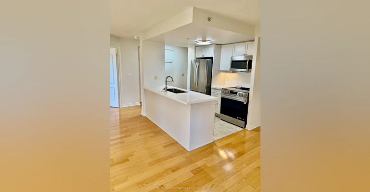 1103-350 Princess Royal Drive, Mississauga, ON, L5B 4N1 - 12